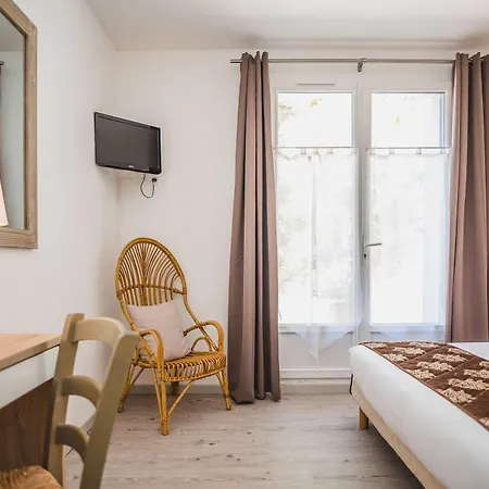Hotel Logis Restaurant Le Plantevin 3*