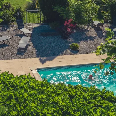 Hotel Logis Restaurant Le Plantevin Propiac