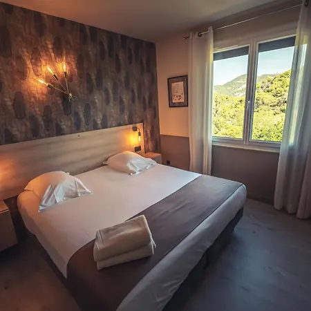 Logis Restaurant Le Plantevin Otel